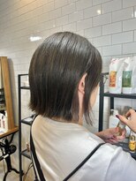 ヘアー アトリエ イチ(hair atelier iti)&nbsp;落ち着いたオリーブカラー