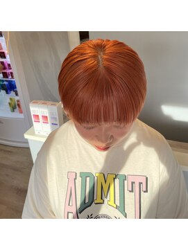 シエカ(C.eka) オレンジ/ショート