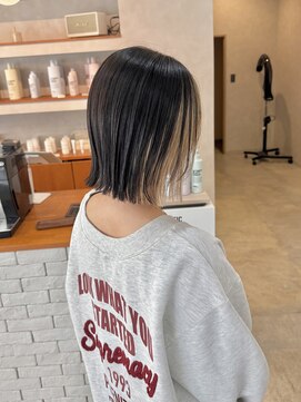 リフ(Lifu) 切りっぱなしボブ