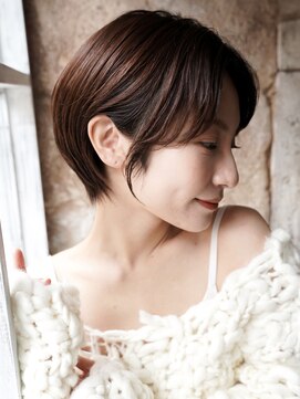 カライング(ing) 大人可愛いマッシュショートボブウルフカット◎30代40代50代