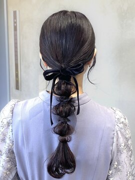 メゾンドムニ 恵比寿(Maison de MUNi) 編みおろしお団子アレンジハーフツインリボンヘアセット