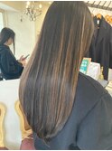 大人女子ハイライト髪質改善トリートメントツヤ髪軽めロング