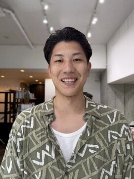 ディーエックス ウエスト(Dxxxx WEST) 短髪直毛ビジネスパーマ