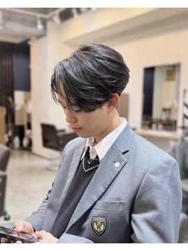 メラク(Merak) メンズ/メンズカット/ニュアンスカット/センターパート