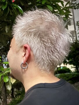 ブレイズマン(BLAZEMAN) スパイキー×ホワイトカラー