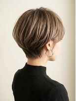 アミ(amii)&nbsp;室蘭ショートヘアショートカット韓国白髪ぼかし白髪染めボブ