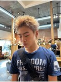 スパイキーショートメンズケアブリーチ抜きっぱなしブロンド