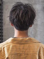 リタバイクロト(LITA by KUROT)&nbsp;那覇/刈り上げセンターパート/波巻きツイストスパイラル