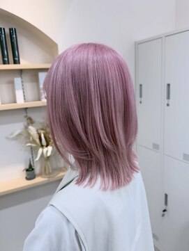 ユウル 横浜(juhl.) ピンクラベンダーグレージュブリーチダブルカラーくびれレイヤー