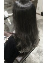 トルネード(TORNADO)&nbsp;ハイライト＋グレージュ バレイヤージュスタイル☆