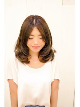 ユニテ ヘアー ホーム(UNITE hair home) 大人可愛いワンレンミディ♪