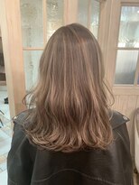 エイミーバイアフロート(amie  by afloat)&nbsp;【コントラストがお洒落】ハイライトデザイン