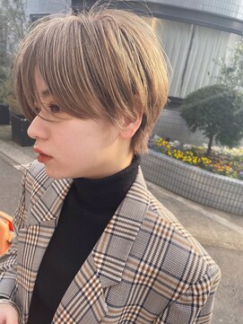 ソイリウム 下北沢(soi rium) クールな耳掛けベリーショート　グレージュ