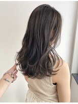 フルールバイアヴァンスクロス(Flulu by avance. cross)&nbsp;レイヤーカット×アンティークグレージュ×イルミナカラー