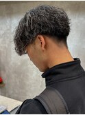 波巻きツイストパーマホワイトハイライト