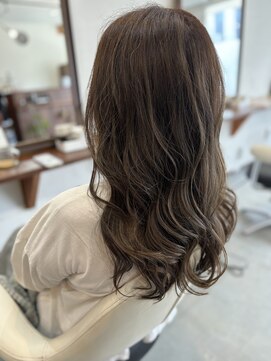 陽葵(HIMARI) さりげないハイライト/大人ヘア/柔らかいカラー/艶髪