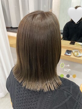 ヌーヴェル(nouvelle) 切りっぱなしボブ×オリーブグレージュ
