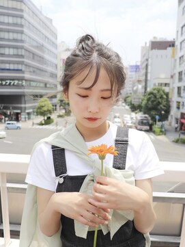 シー(shii..) 《shii..》#ナチュラルヘア#オリーブベージュ