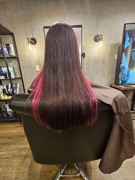 ヘアーアンドビューティ カリテス(Hair & Beauty Charites) インナーピンク