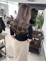 キング(K!ng)&nbsp;縮毛矯正髪質改善ハイライトレイヤーカット枚方美容室エクステ