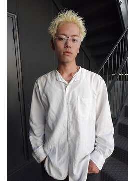 ソーレ(sole) 刈り上げショートハイトーンスパイキーショートメンズカット