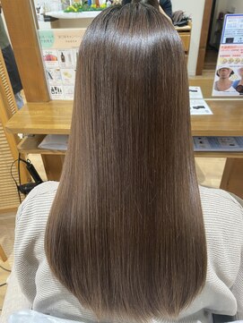 ワウ(WOW) 髪質改善　うるツヤ美髪縮毛矯正　ロング