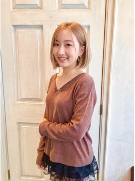 小顔/ハイトーン/ケアブリーチ/シースルーバング/大人ショート