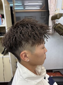 デザミ(Des Amis) ツイストパーマ