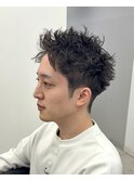 スパイキーショート/ピンパーマ/センターパート/藤沢美容院