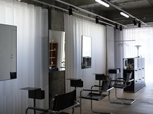 オルター(Alter)の雰囲気（1F salon）