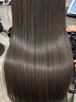 ロゼラヴィ(rosee Ravie)&nbsp;AVEDAカラー+「国内最高峰」ダメージレストリートメント
