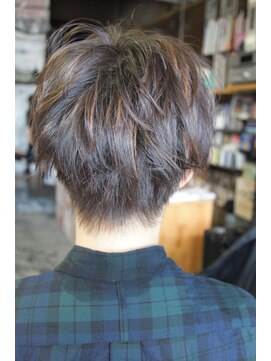 オーバーキャプテンネイキッド(OVER CAPTAIN NAKED) 骨格補正☆立体ラウンドベリーショート