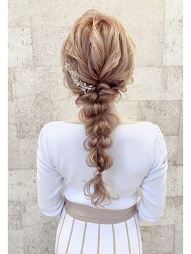 アムールマヤ 編みおろしヘアアレンジ 卒業式 入学式 結婚式