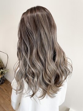 キュー(cue) 【cue】ホワイトベージュバレ