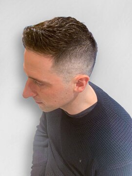 ソアー 新大阪(SOAR) バーバースタイル!スキンフェード×ソフトモヒカン【新大阪】