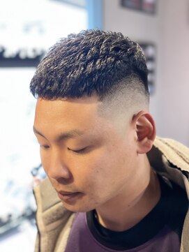 バーバー スタジオ ラフテル(Barber Studio RAFTEL) 濡れパン