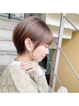 ロンド ストラーダ 心斎橋(Lond strada) ショート×ハイライト白髪ぼかし×シルキーベージュ[心斎橋]