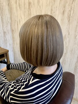 コノン(conon) グレージュカラー