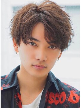 オーシャントーキョー 渋谷神南(OCEAN TOKYO) ツーブロックセンターパート束感