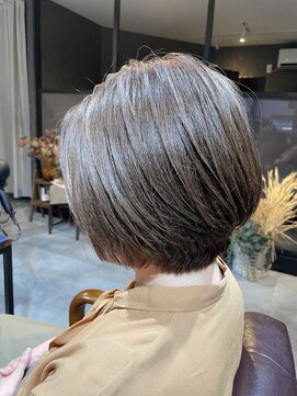 オルシェット(olchette) 白髪ぼかしハイライトで作る透明感カラーとボブ