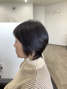 バンビ 大矢野店( Bambi) 襟足長めのショート