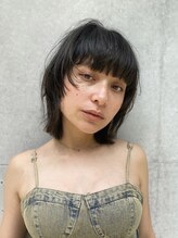 マール(MAAR) blue black / レイヤーカット