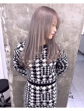 キング 梅田(K!ng) 縮毛矯正髪質改善ハイライトレイヤーカット梅田美容室エクステ