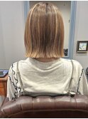 ハイトーンボブ◆メッシュカラー/ブリーチ/ベージュ　uiic sachi