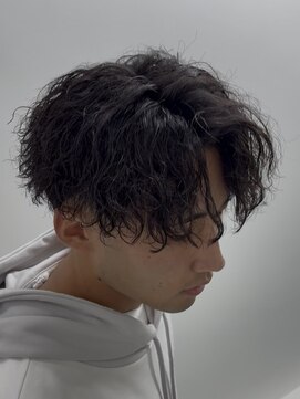 ネクストゼロ(NEXT zerO) 縦落ちパーマ