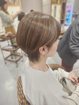 リミックスヴィラ(remix Villa)の写真/大人女性の悩みをしっかりカバー!色味を楽しむグレイカラーで、艶感も色味も綺麗にキープできる◎