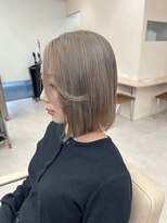 ノルン バイ シェリッシュ(Norn by sheriche)&nbsp;透明感シルバー/ミルクティーベージュ