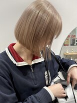 ラミエバイメルト 下北沢(lamie by melt) 切りっぱなしボブケアブリーチハイトーンミルクティーベージュ
