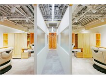ピノア 蔵前(PinoA)の雰囲気(落ち着いた内装に、シャンプー台併設で席移動のない個室空間◎)