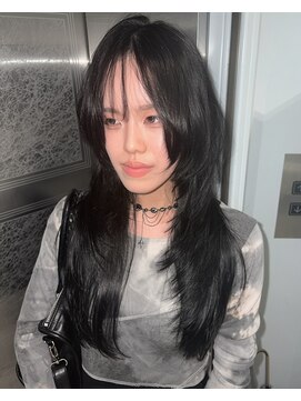 ノラ ウメダ(NORA UMEDA) Y2Kハッシュカットレイヤーカットシャギーカット平成ヘア梅田